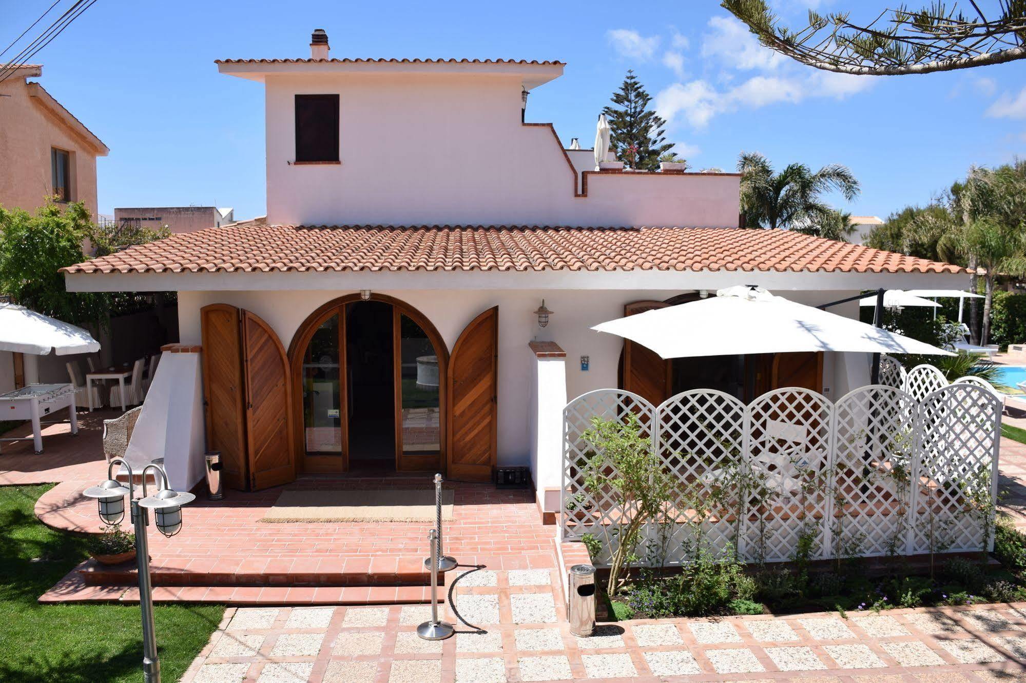 Villa Blanche Dimora Di Charme 马尔萨拉 外观 照片